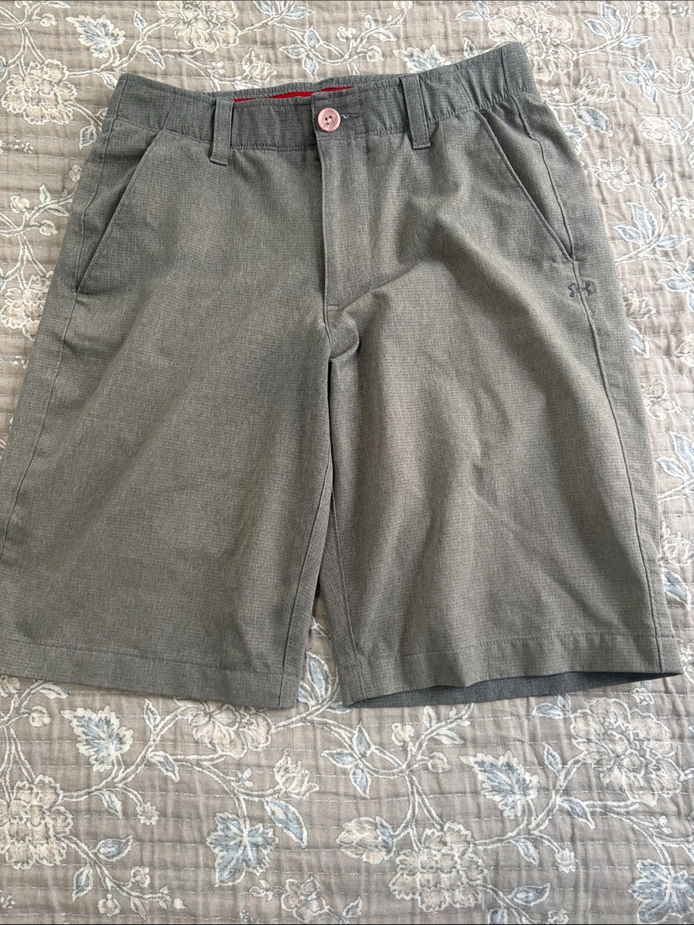 Under Armour Men's Heather Gray Flat-Front Performance Shorts